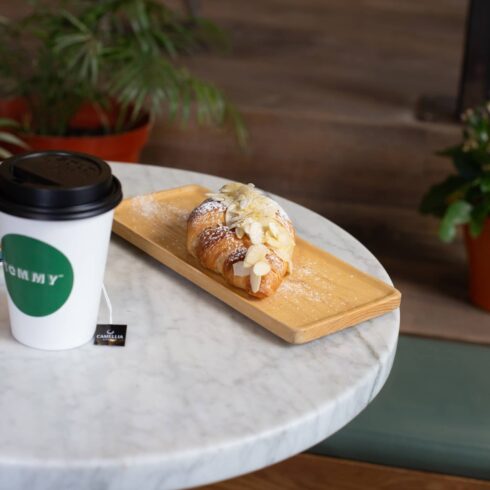 Pâtisserie et café chez Tommy Café